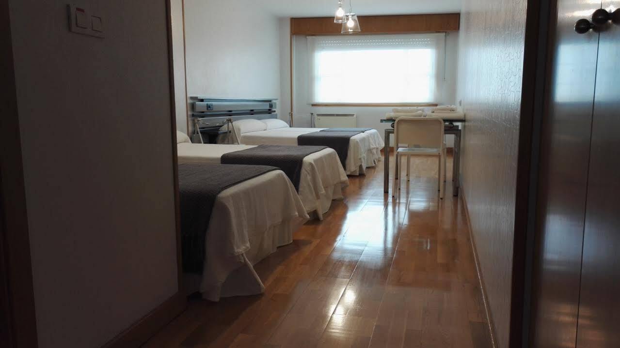 Hotel Ofi Ла Коруня Екстериор снимка