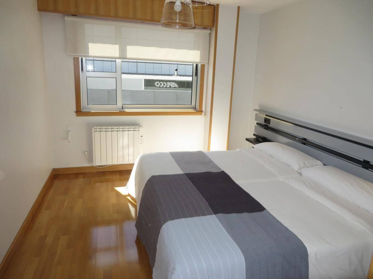 Hotel Ofi Ла Коруня Екстериор снимка
